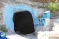 00000760-cave-of-chana-tzfas-cemetery.jpg