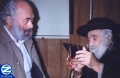 00000527-sabba-discussing-petek-with-shlomo-carlebach.jpg